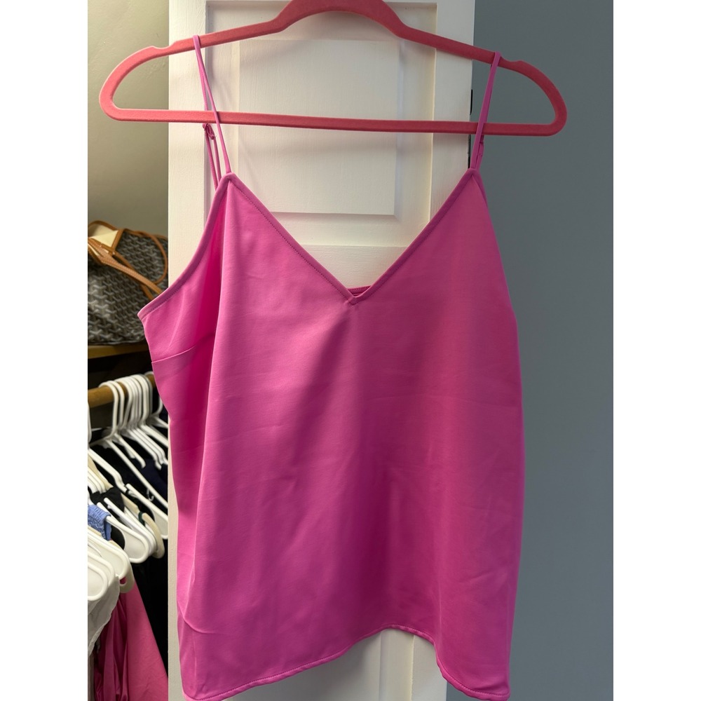 A New Day Pink V-Neck Cami Tank Top Medium NWT